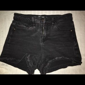 Cute high rise shorts